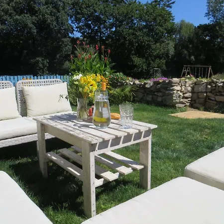 Corentin Cottages - Stewart Morpurgo Guest house *